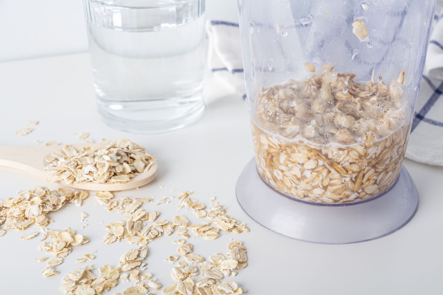 A bowl of oatmeal and Ozempic medication representing the synergy for weight loss.